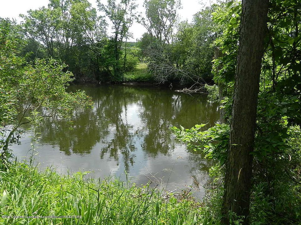 1st image of 0 N Grand River Ave