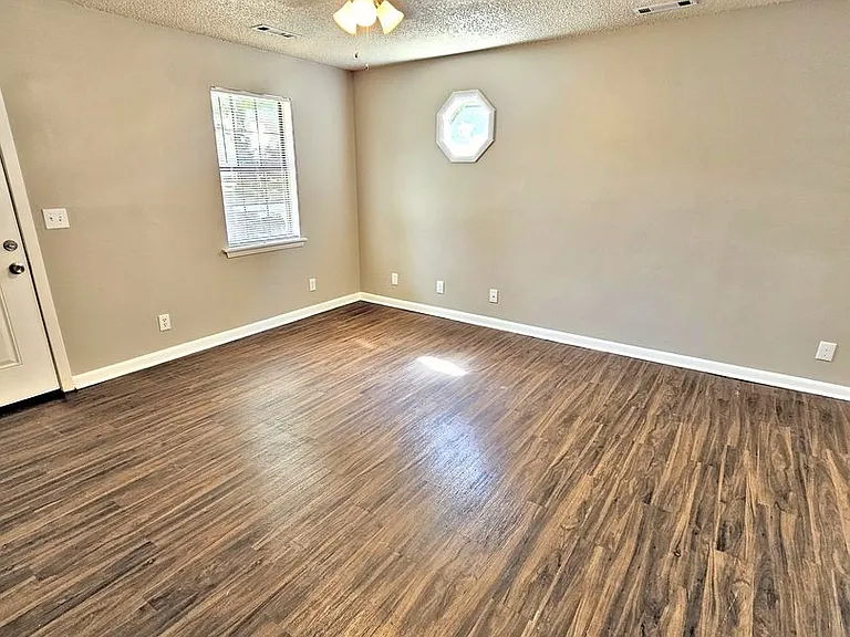 1214 North St SE — Photo 9