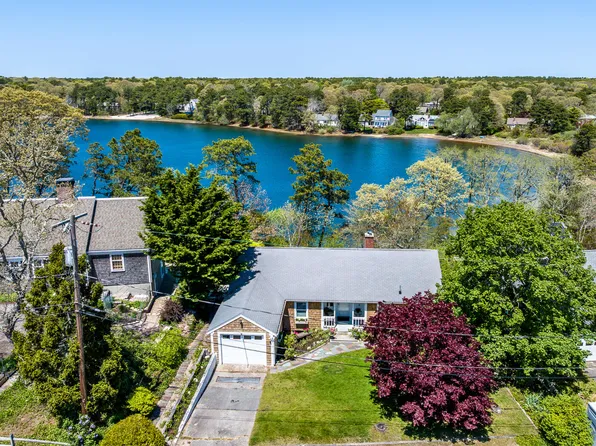 8 Paradise Path, Harwich, MA 02645