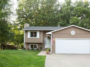 2280 Caulfield Plz, Woodbury, MN 55125
