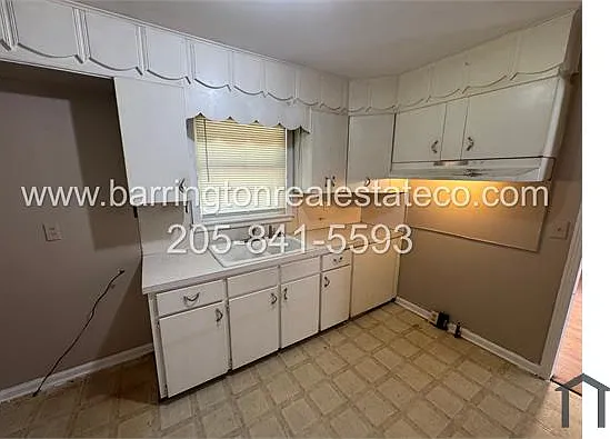 140 Carol Dr — Photo 4