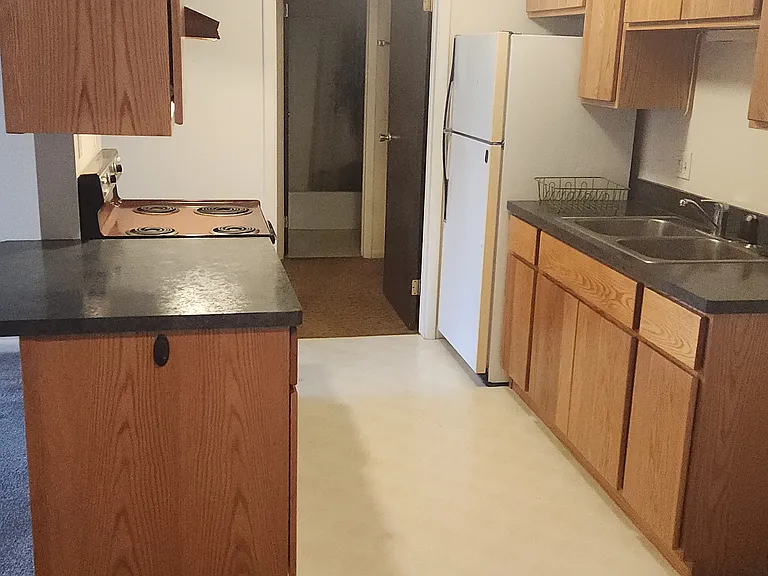 740 Avenue E #8 — Photo 3