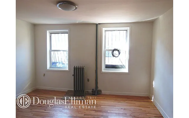 Rented by Douglas Elliman | media 14