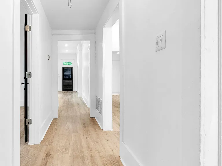 1721 Nelson Ave — Photo 6