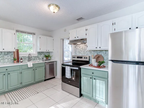 3654 Green St, Jacksonville, FL 32205