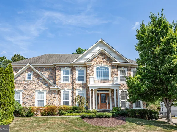 5809 Deep Creek Dr, Fredericksburg, VA 22407