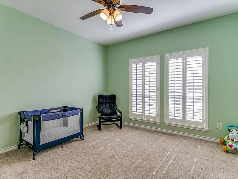 626 Beal Ln — Photo 13