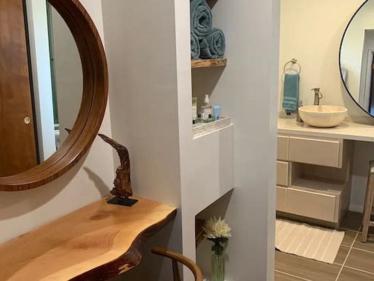 Dual Queen Room dressing area