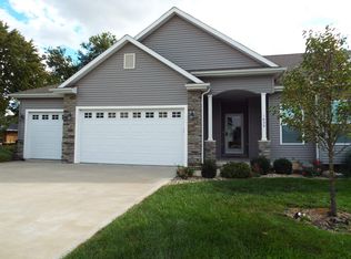1639 E Harvest Ridge Ln, Warsaw, IN 46582