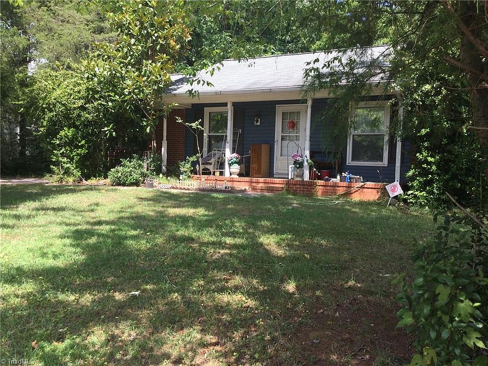 2nd image of 536 Foxcroft Dr