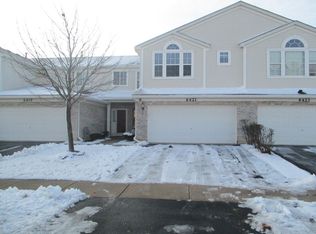 6421 Gray Hawk Dr, Matteson, IL 60443