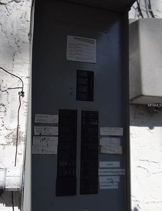 2nd image of 3310 Deleuil Ave