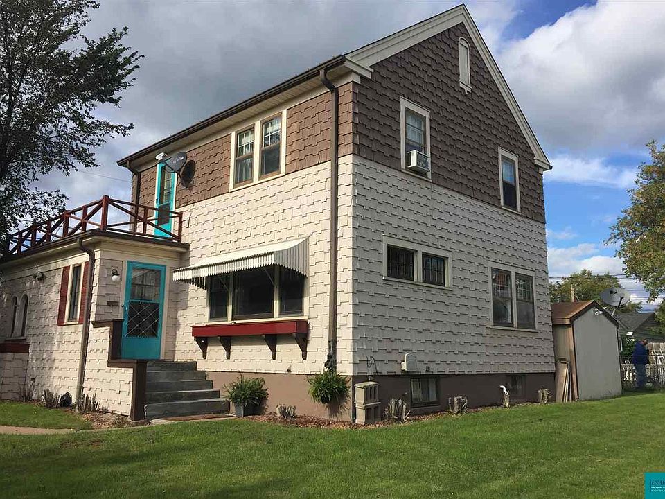1st image of 710 N 42nd Ave W