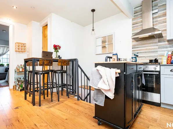 801 Driggs Ave APT 1F, Brooklyn, NY 11211