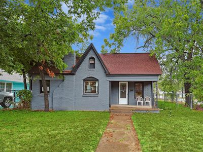2200 Loving Ave, Fort Worth, TX, 76164