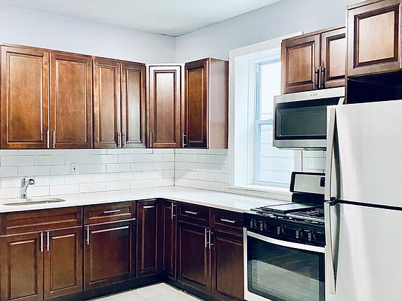 2nd image of 32 Corbin Ave #3A