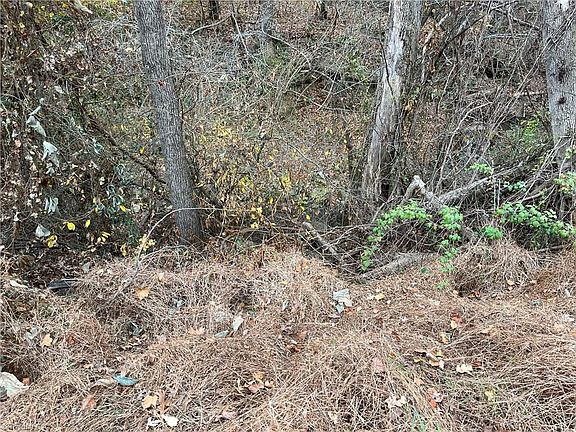 2nd image of 1496 National Hwy