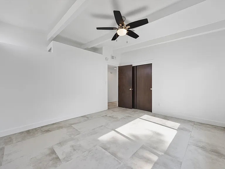 1815 Ridgewood Dr — Photo 14