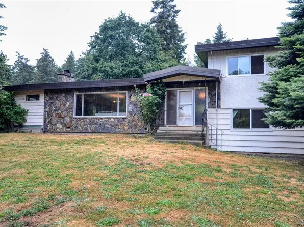 1160 Wain Rd, North Saanich, BC V8L 5V1