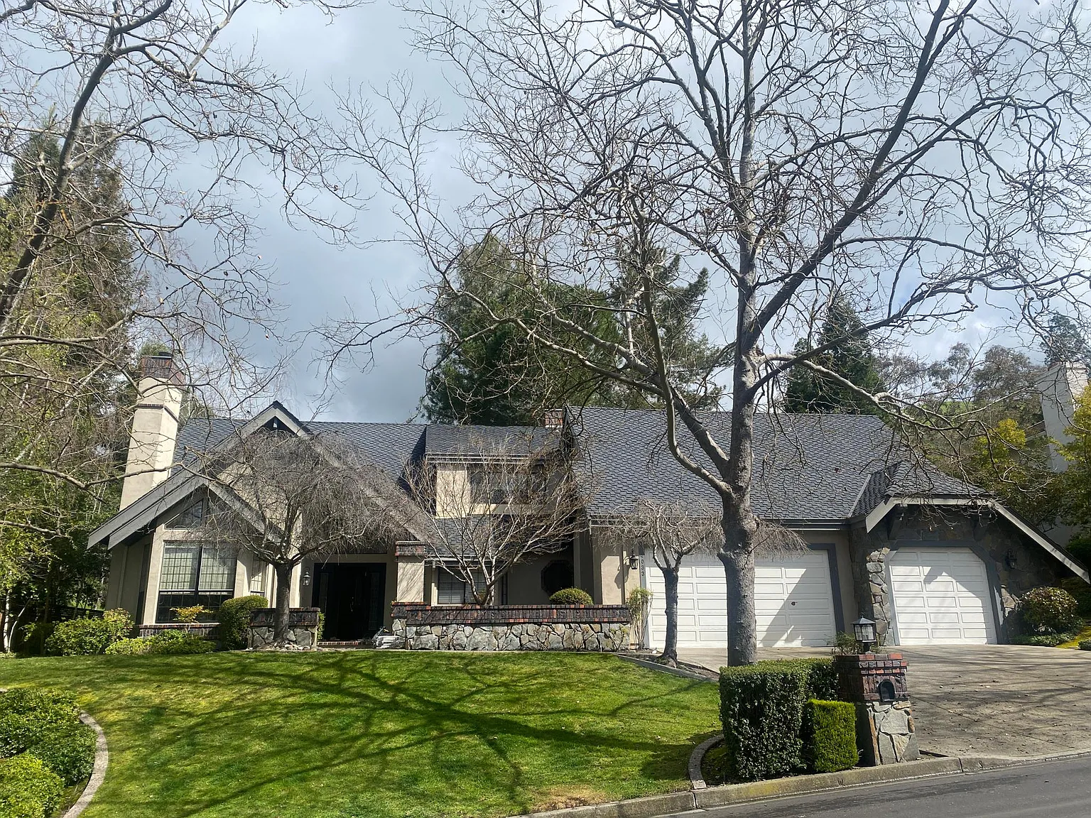 4033 Sugar Maple Dr — Photo 1