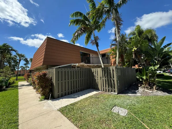 11100 N Harmony Lake Circle #11100, Davie, FL 33324