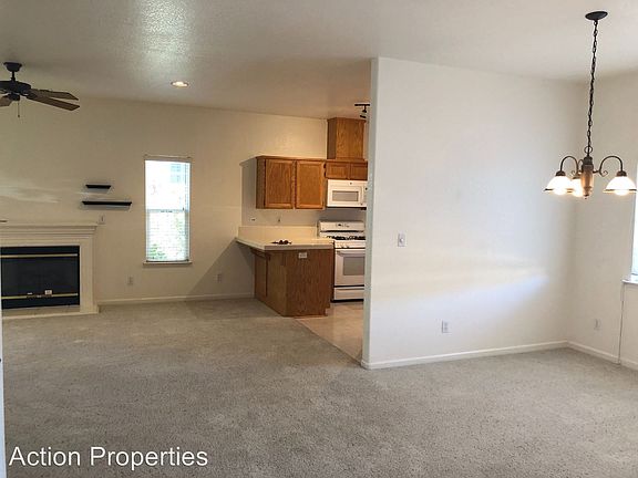3rd image of 2685 Clay St
