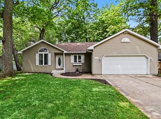 14275 Shiawassee Dr, Grand Haven, MI 49417
