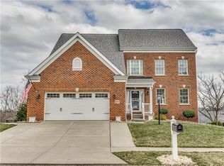 8013 Jordan Ct, Coraopolis, PA 15108