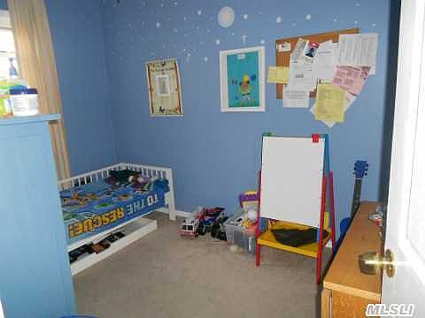 4th image of 21929 74th Ave