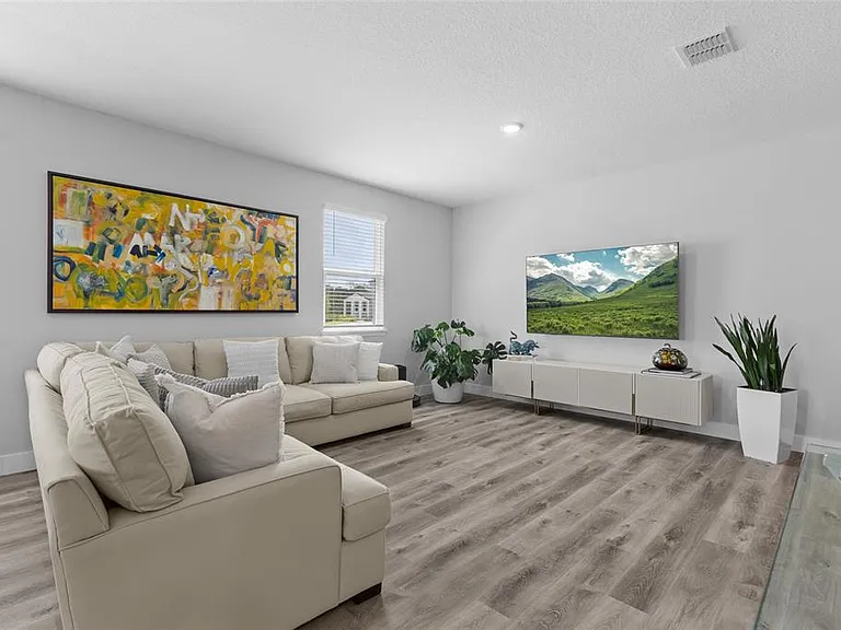 2205 Broadbrook Dr — Photo 14