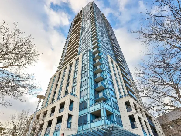 181 Wynford Dr #412, Toronto, ON M3C 0C6