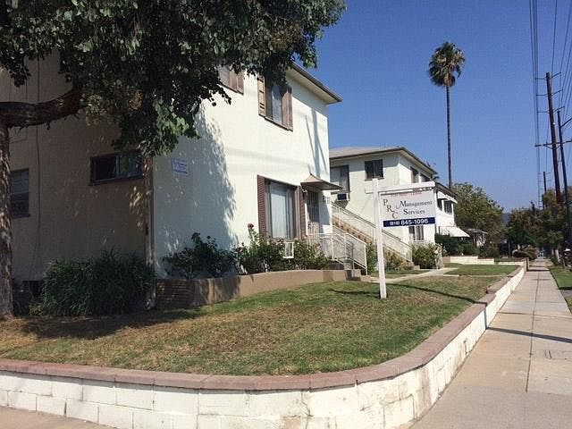 1st image of 2729 W Victory Blvd APT D