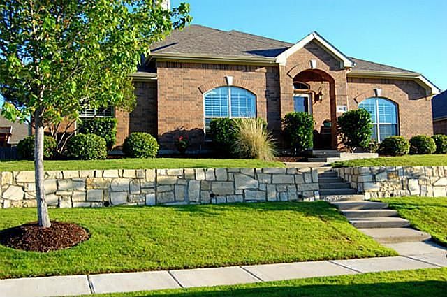 1st image of 1065 Resaca Dr
