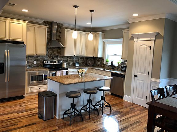 Kitchen island