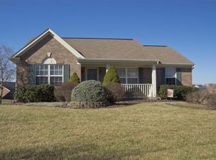 2306 Lyons Ct, Burlington, KY 41005
