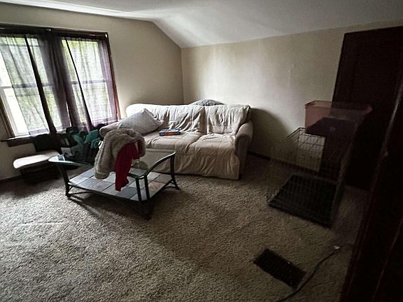 2nd image of 619 Werle Ave #2