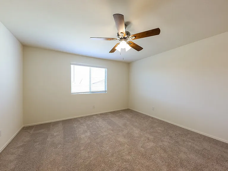 25751 W Coles Rd — Photo 14
