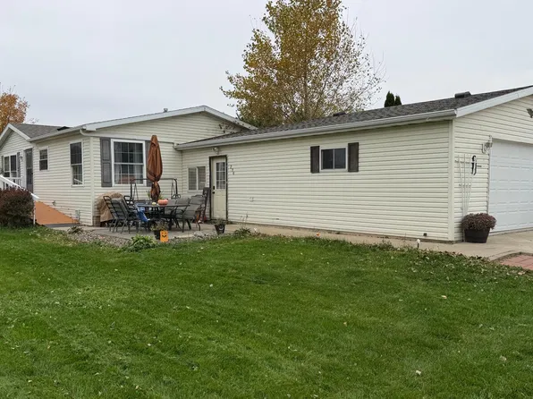 296 Countryview St, Kasson, MN 55944