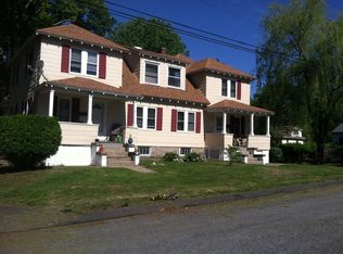 5 Division St, Groton, CT 06340