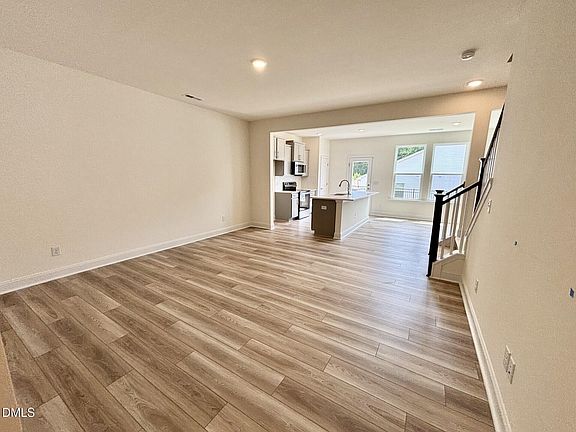 5th image of 228 Alberta Dr Unit 145