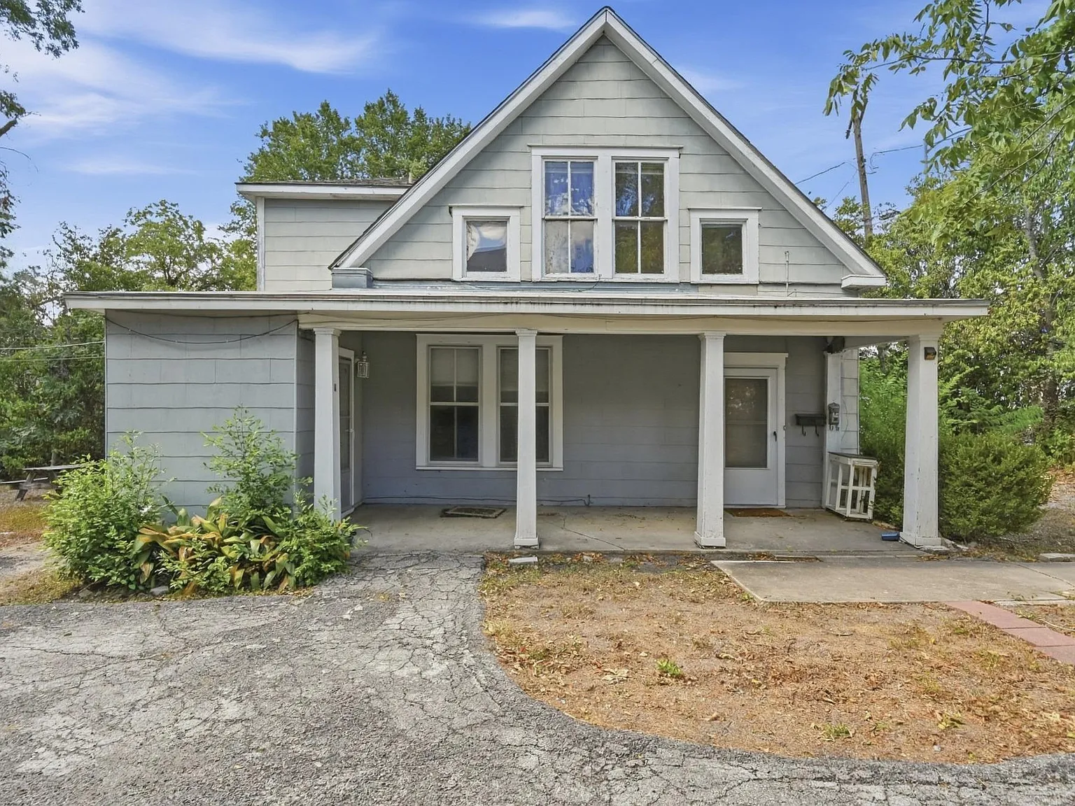 3205 Guadalupe St — Photo 1