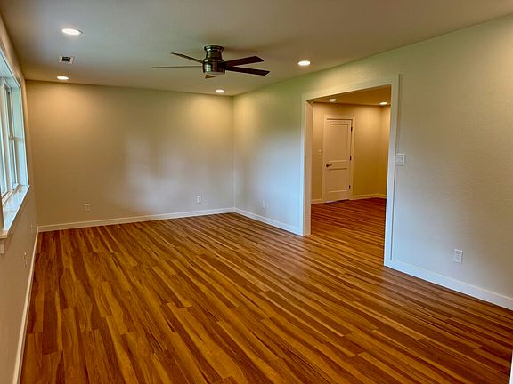 4th image of 12831 Hummingbird Rd
