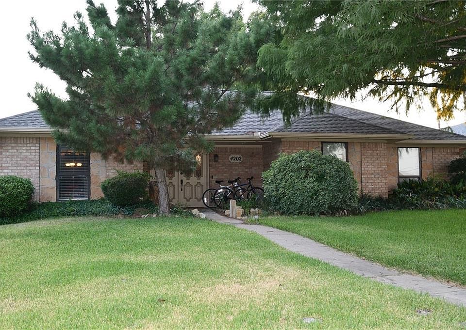 1st image of 4202 Pleasant Oaks Ct