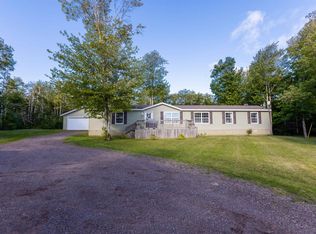 5170 Union Rd, Saint George's Parish, PE C0A 1R0