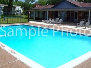 679 Queens Rd, Gainesville, FL 32607