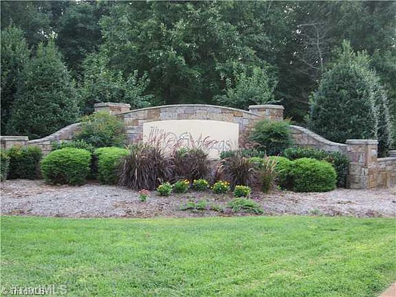 4th image of 1302 Healing Springs Dr