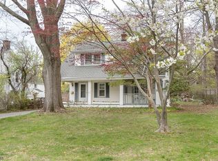32 E Main St, Mendham, NJ 07945