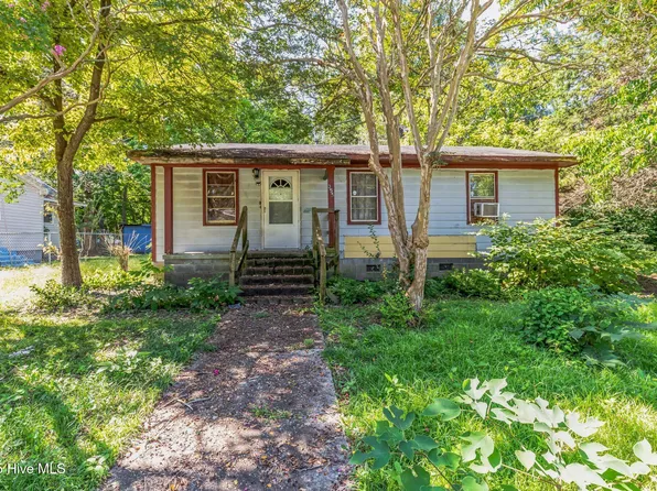 355 Roosevelt Street, Laurinburg, NC 28352