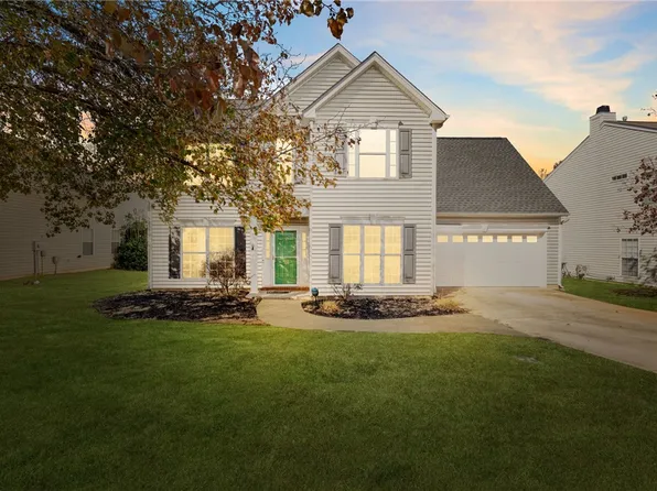 33 Brockmore Dr, Greenville, SC 29605