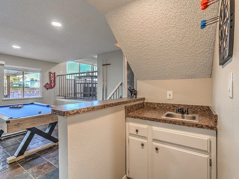 5198 Hibbetts Dr — Photo 31
